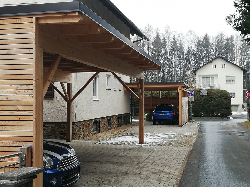 Carport mit Lärchenschalung