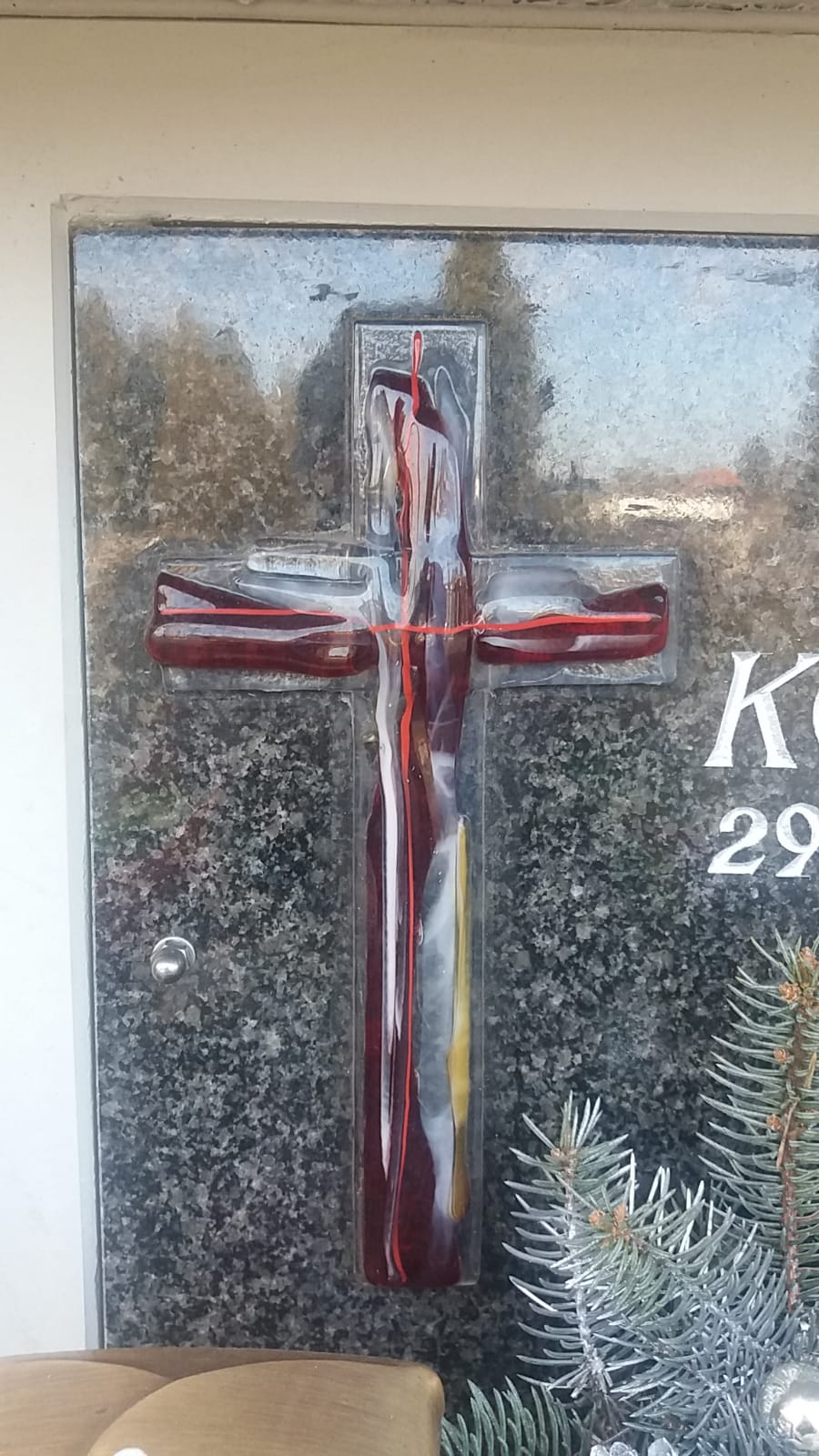 Grabstein Kreuz